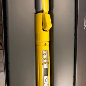 Dry Bar 3-day Bender 1” curling iron